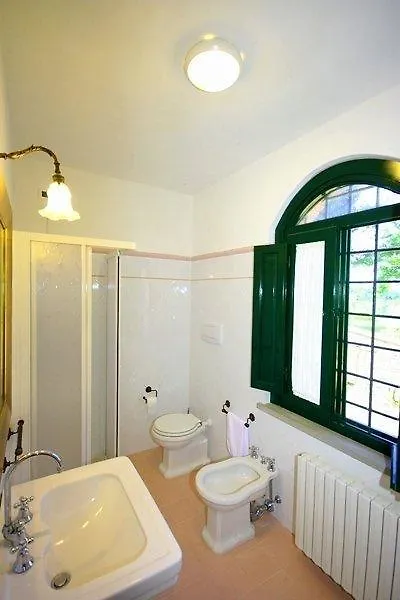 Casa di campagna Borgo Del Castellaccio Affittacamere Fauglia